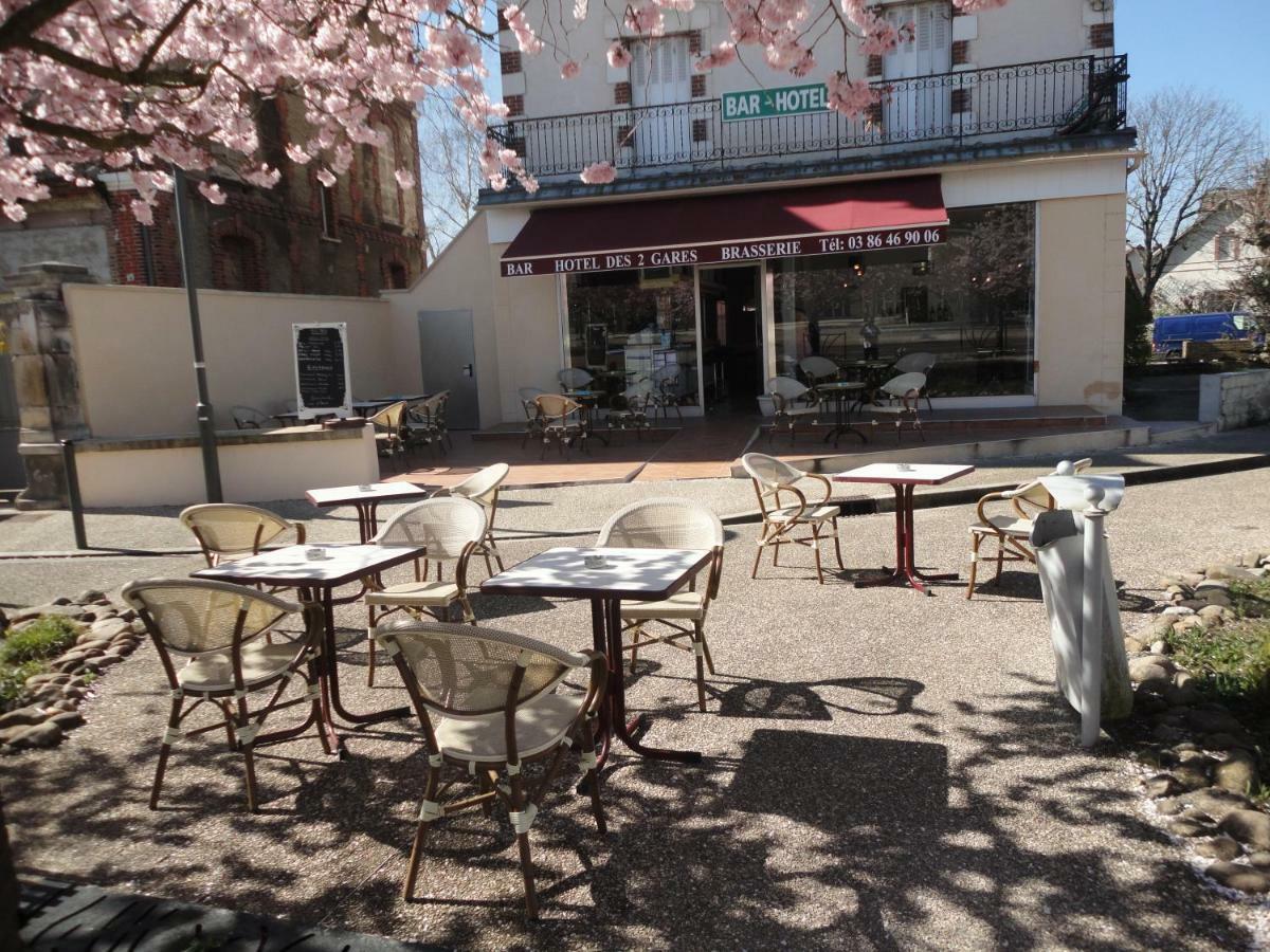 Hotel Des 2 Gares Auxerre Exterior foto